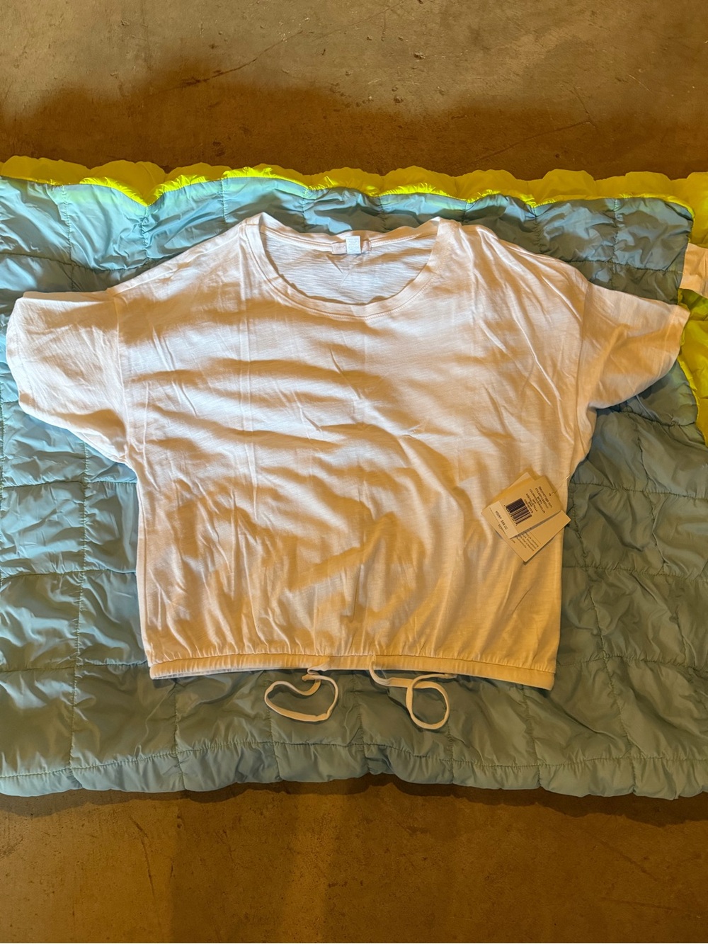 NWT Beyond Yoga white T-shirt top with drawstring size small